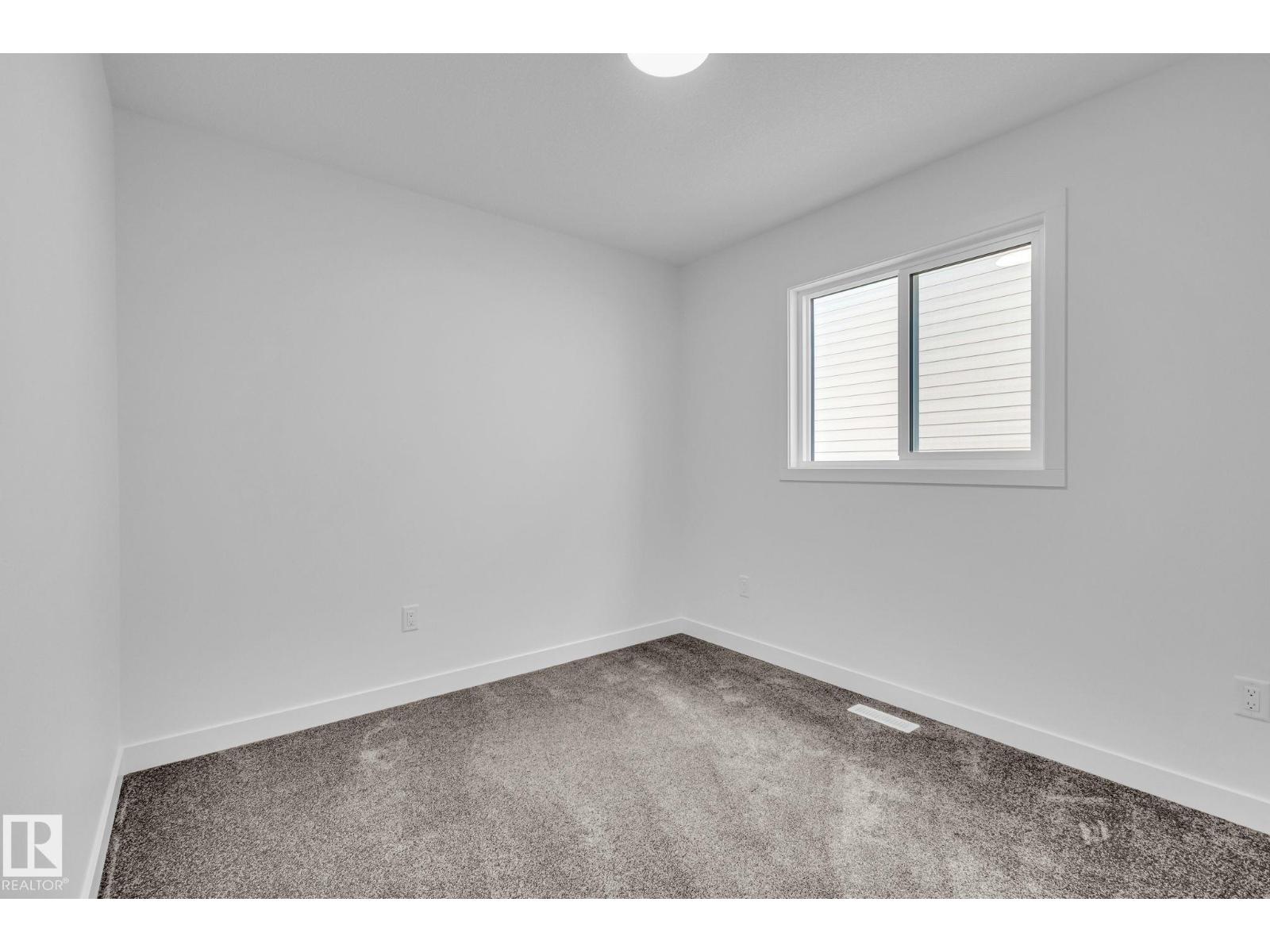 108 Royal Street, St. Albert