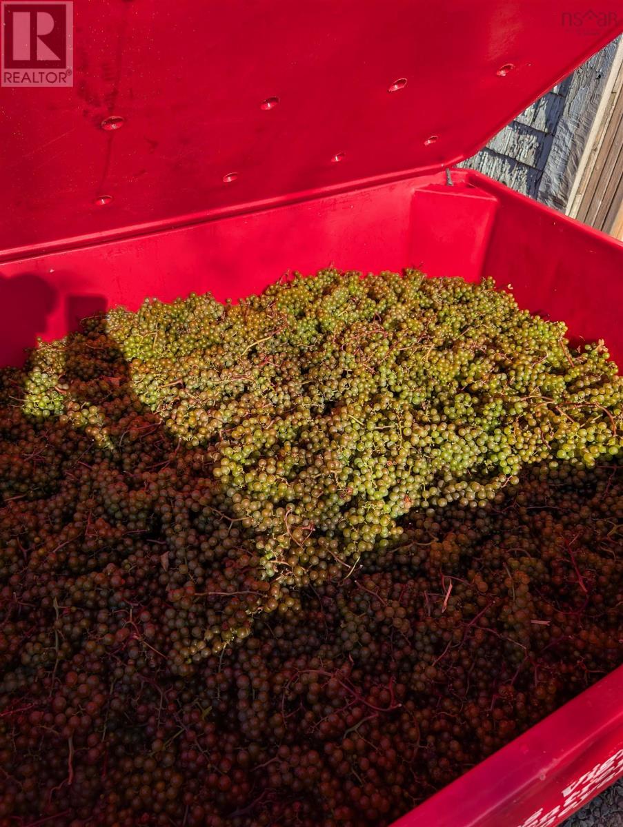 Property 11 of 37 of 4113 Highway 340