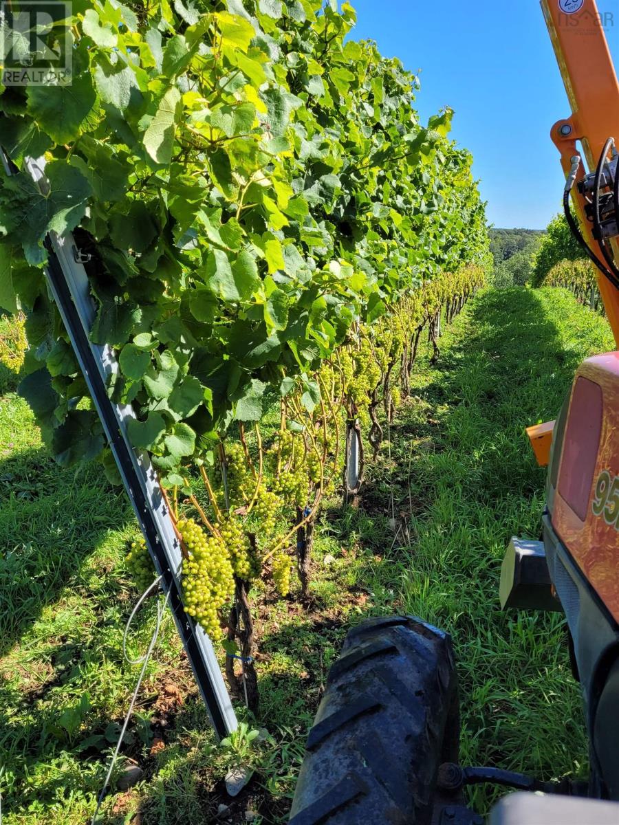 Property 2 of 37 of 4113 Highway 340