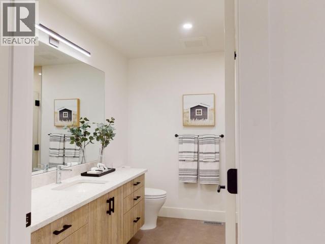 4060 SATURNA AVE - 40