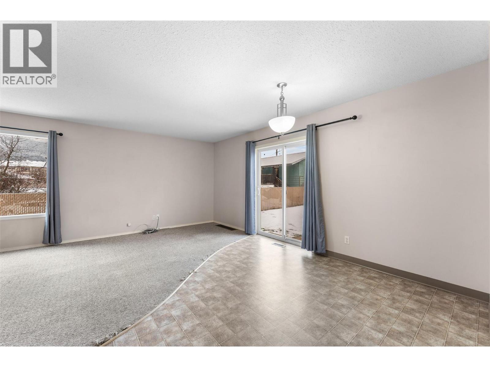 600 10 Street SW Unit# 5, Salmon Arm