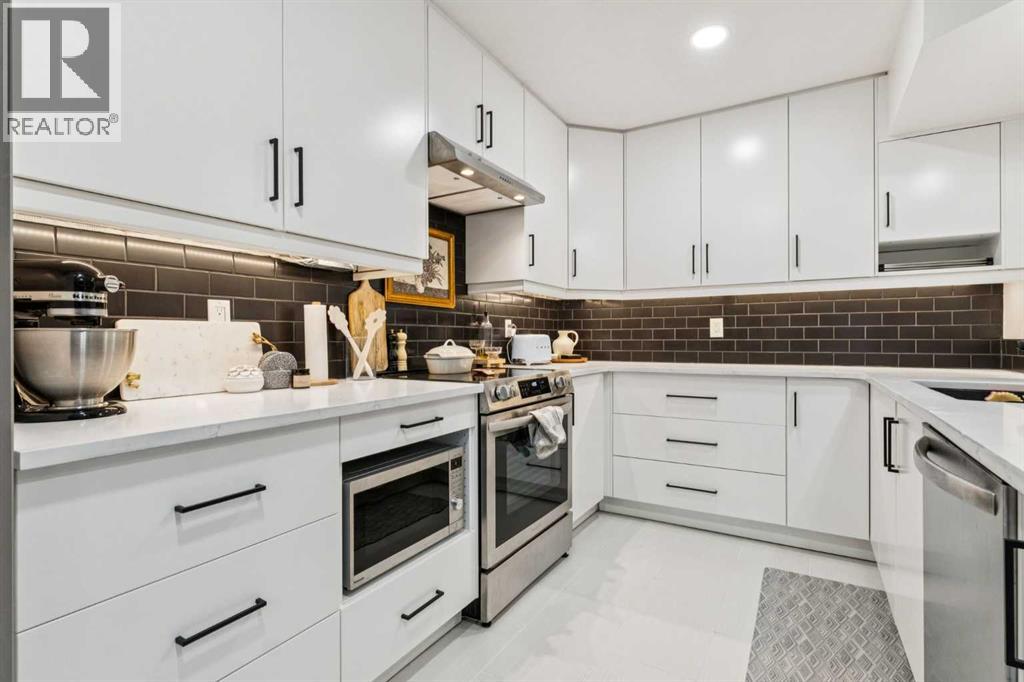 Single Family House for Sale in   Varsity Drive NW Varsity Calgary 