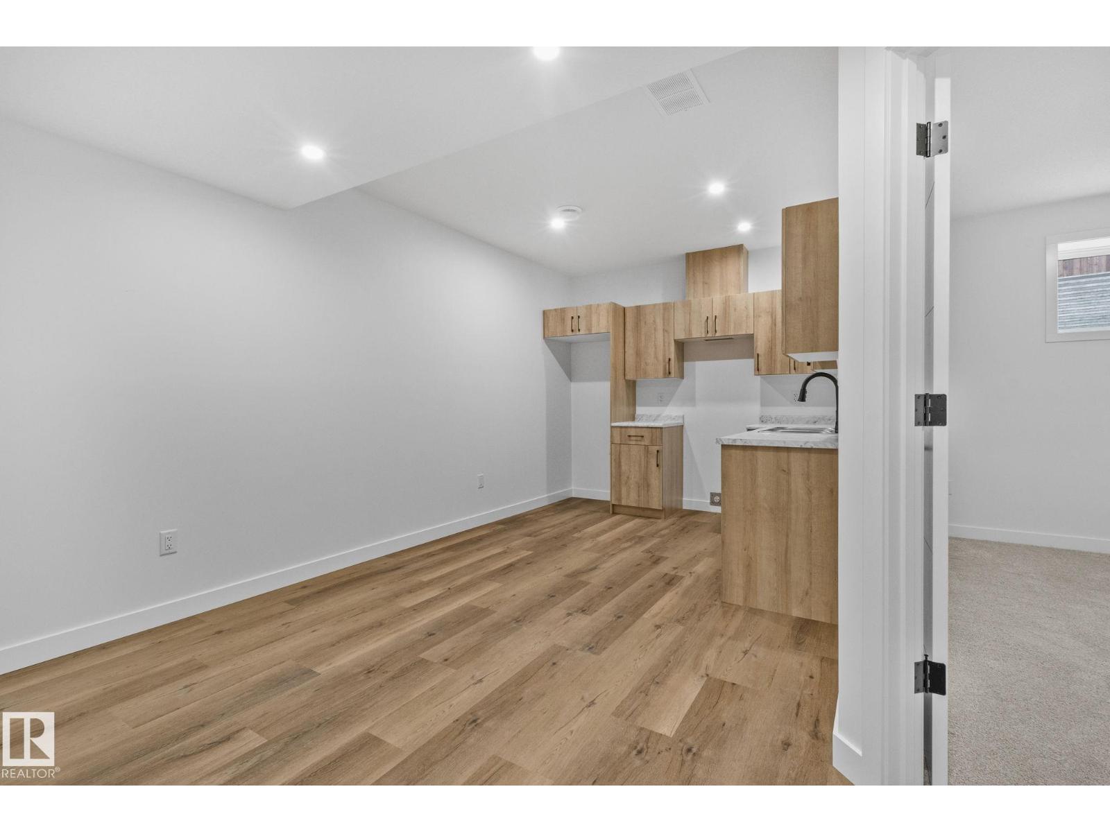 114 Royal Street, St. Albert