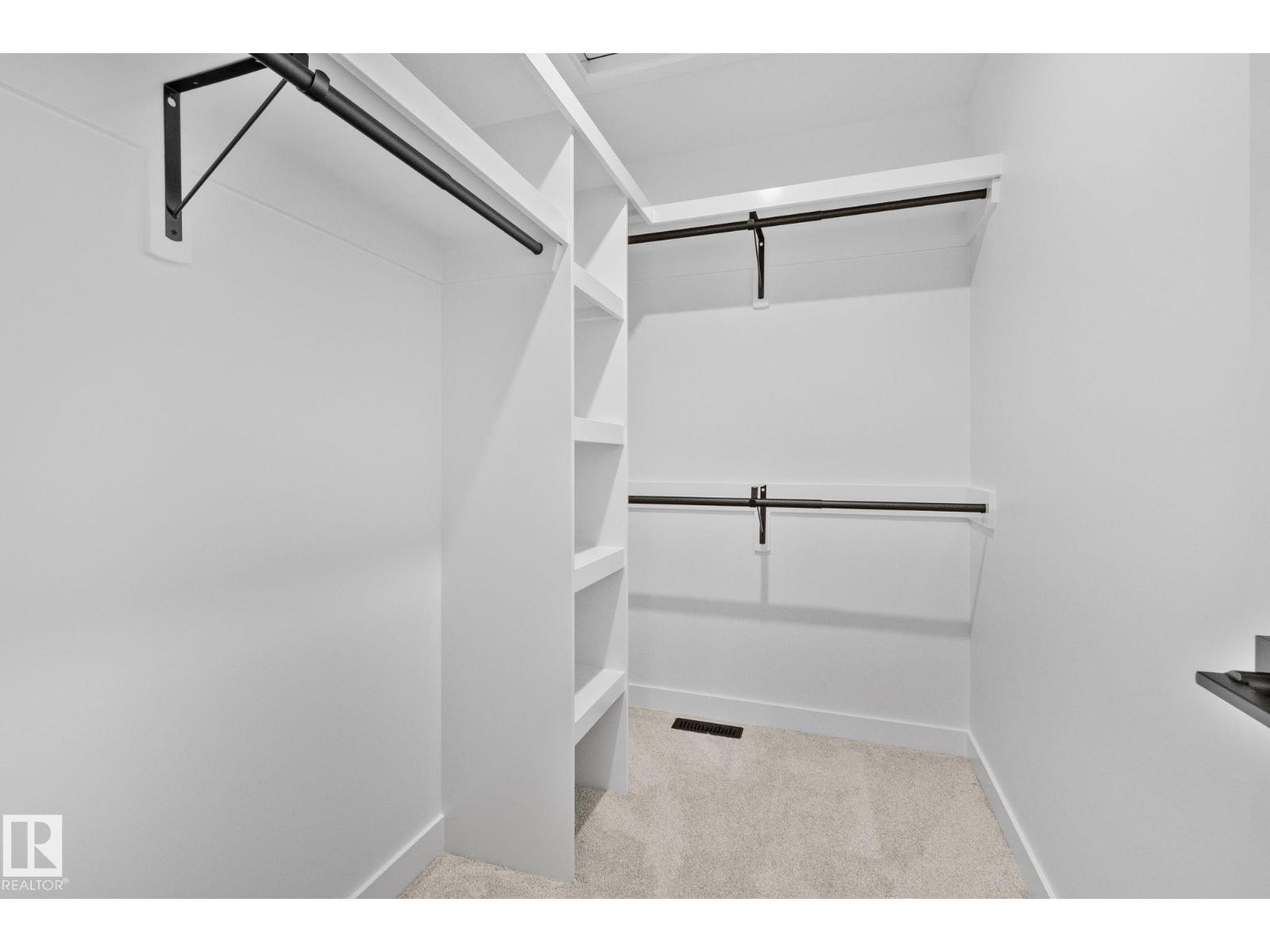 114 Royal Street, St. Albert