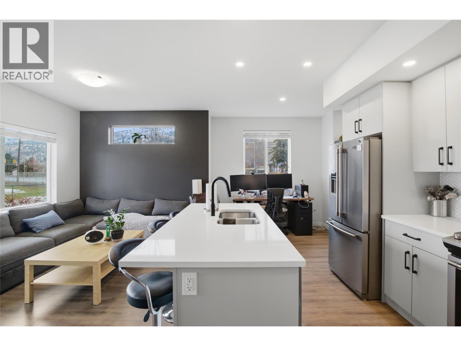 2925 WESTSYDE Road Unit# 101, Kamloops