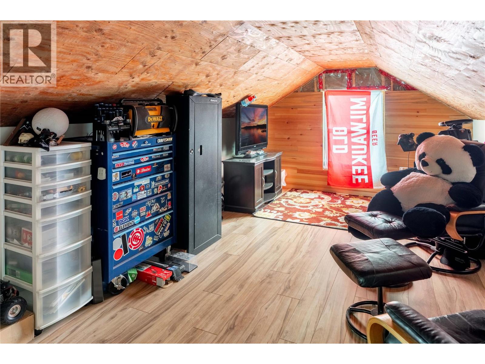  170 Mugford Road, Kelowna