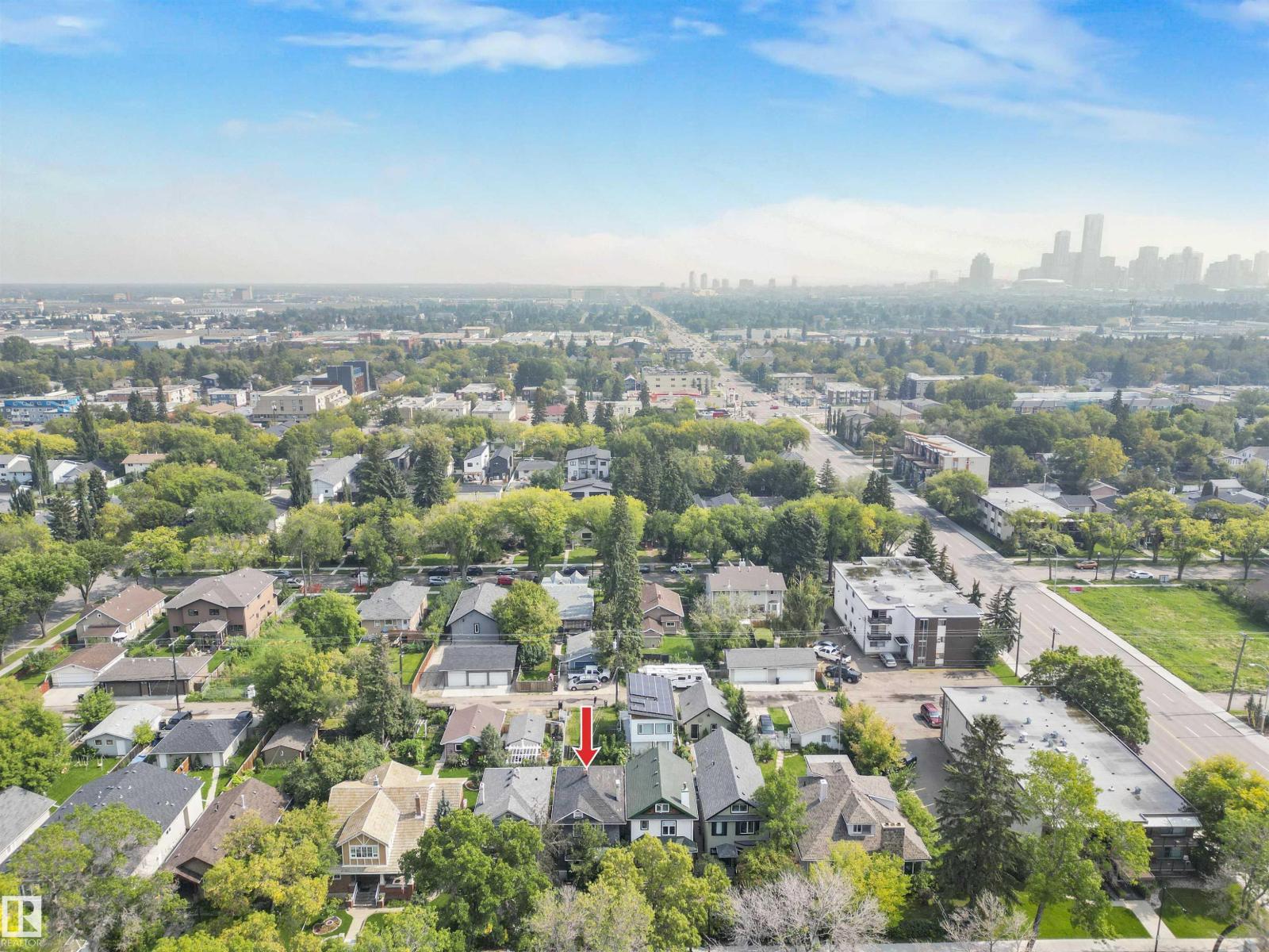 11121 127 ST NW, Edmonton