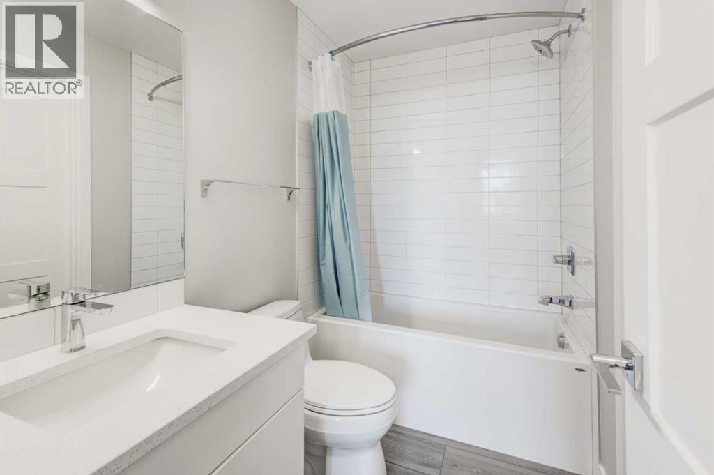 Single Family House for Sale in    Avenue SW Springbank Hill Calgary 