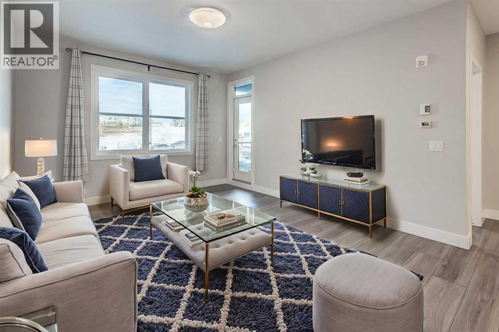 Single Family House for Sale in    Avenue SW Springbank Hill Calgary 