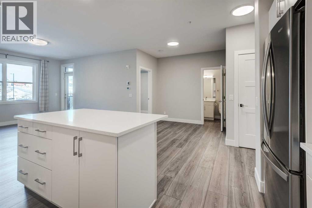 Single Family House for Sale in    Avenue SW Springbank Hill Calgary 