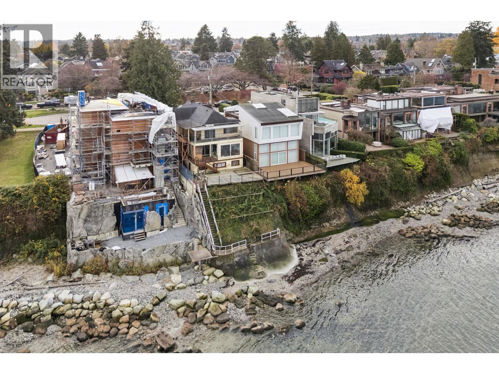 3243 POINT GREY ROAD, Vancouver