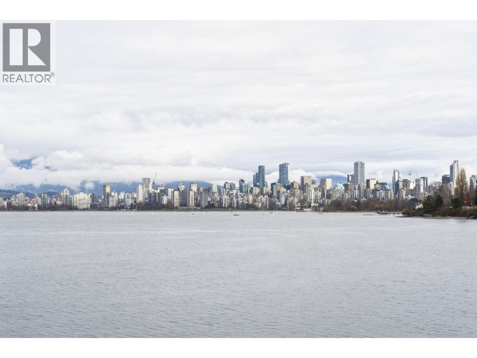 3243 POINT GREY ROAD, Vancouver