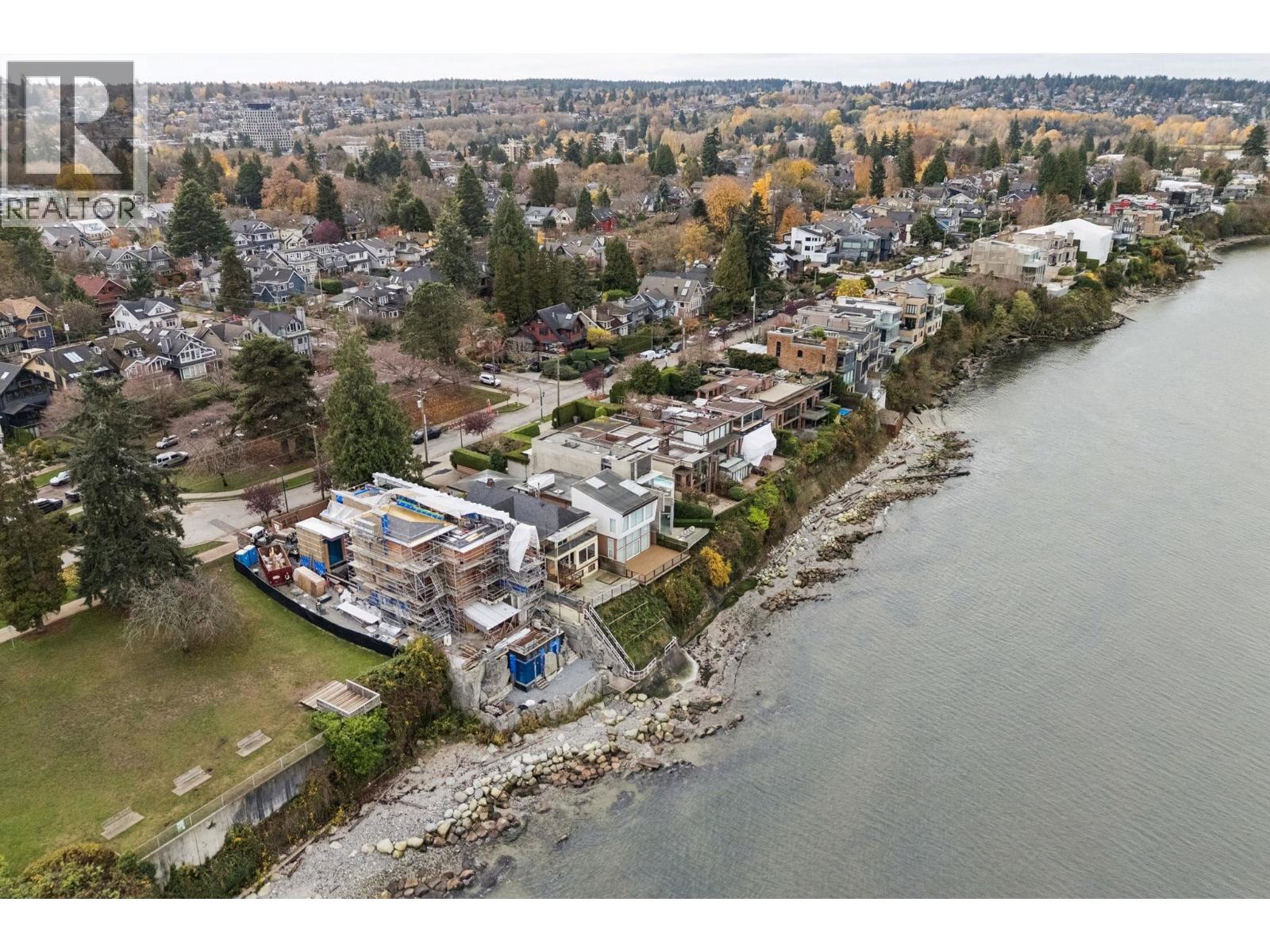 3243 POINT GREY ROAD, Vancouver