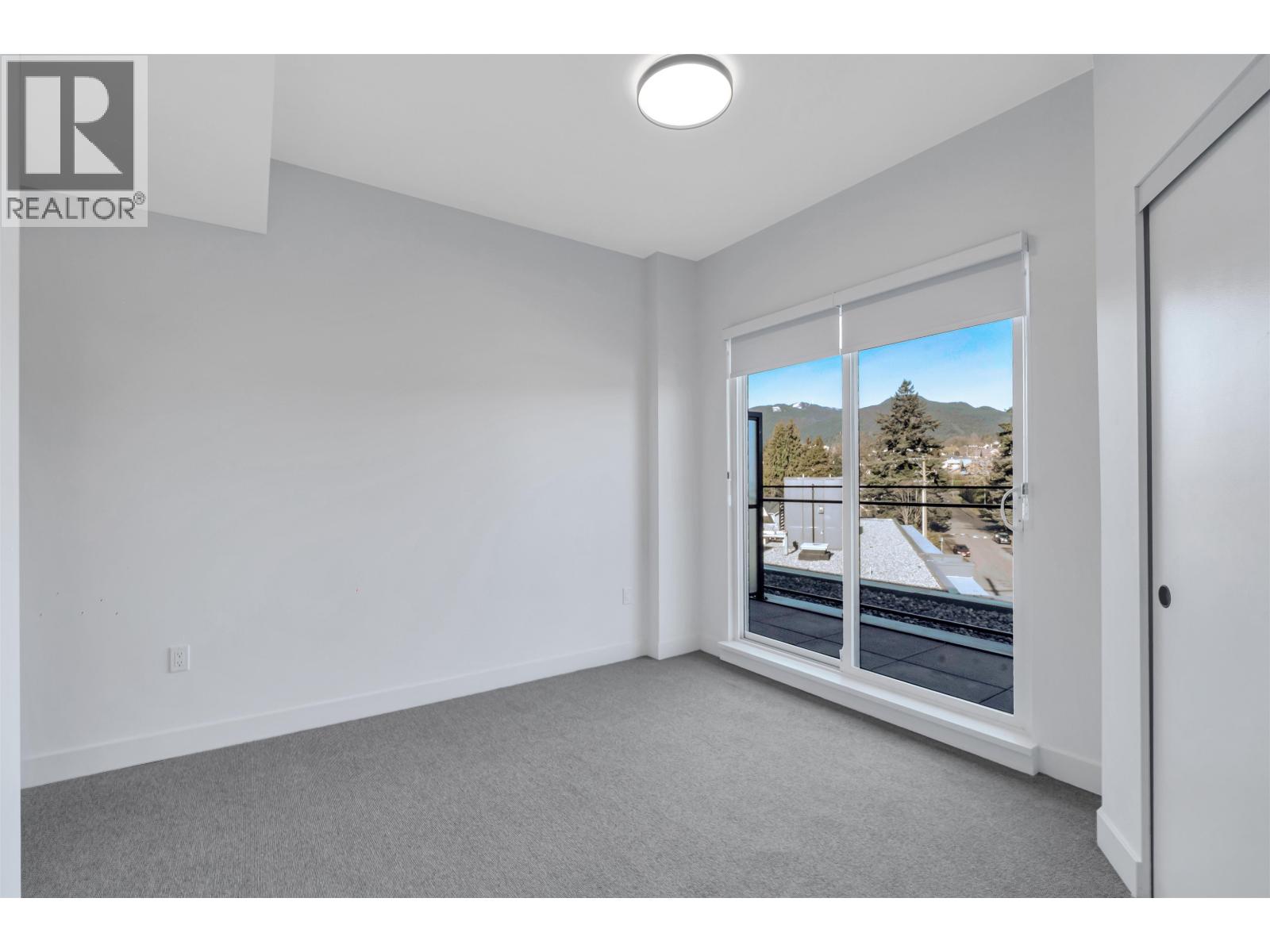 660 422 E 3RD STREET, North Vancouver