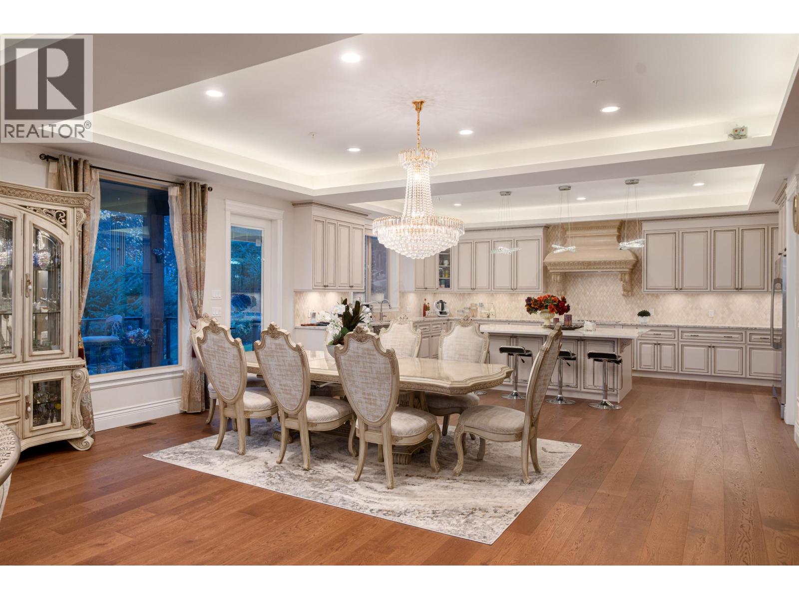 11000 CARMICHAEL STREET, Maple Ridge