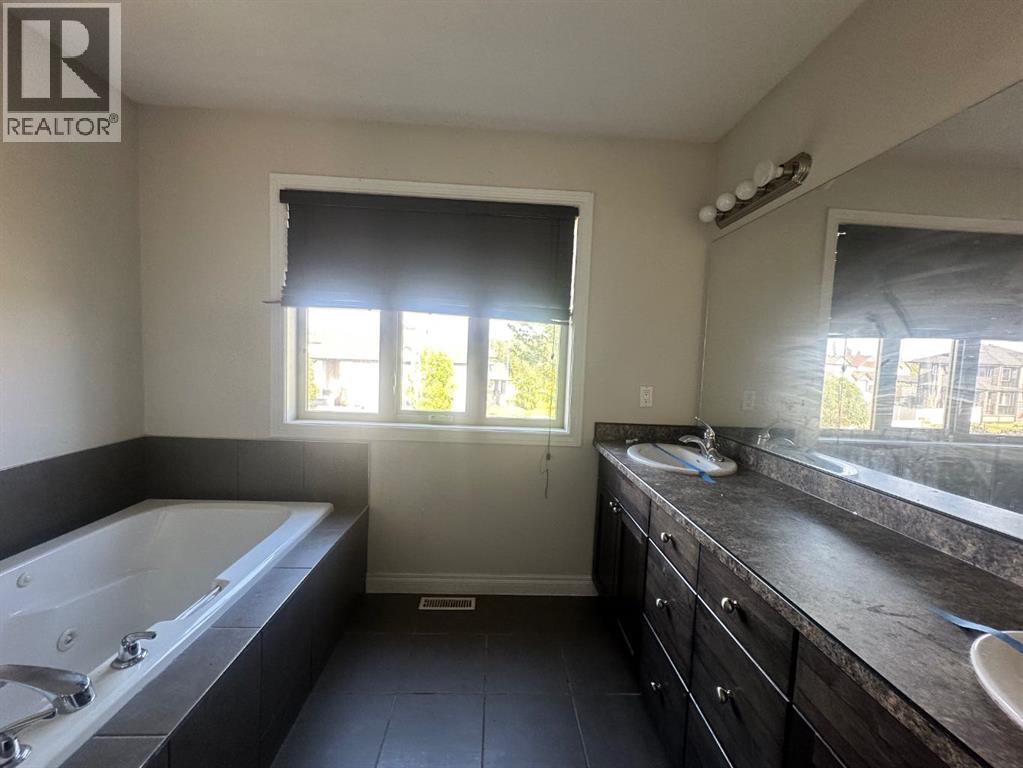 292 Falcon Drive, Fort McMurray