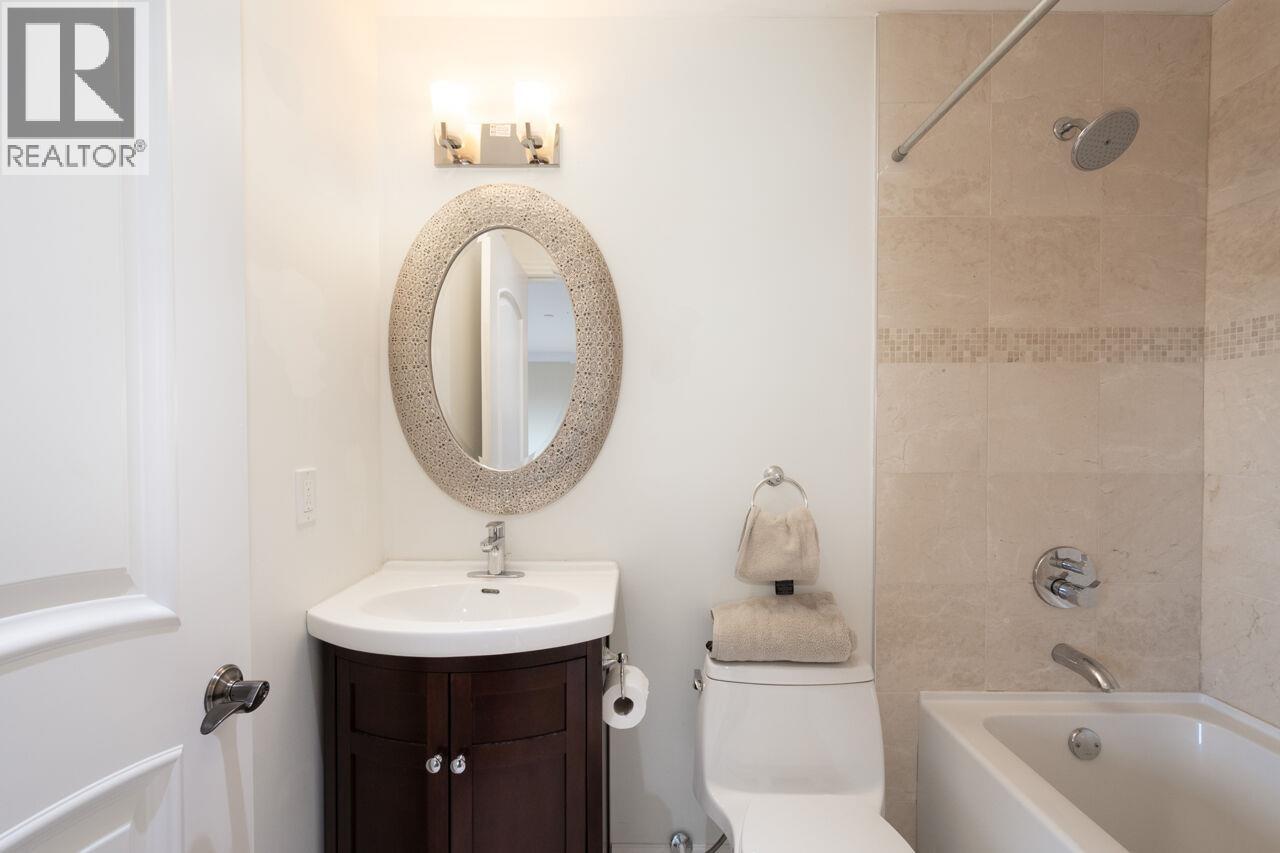 950 GREENWOOD ROAD, West Vancouver