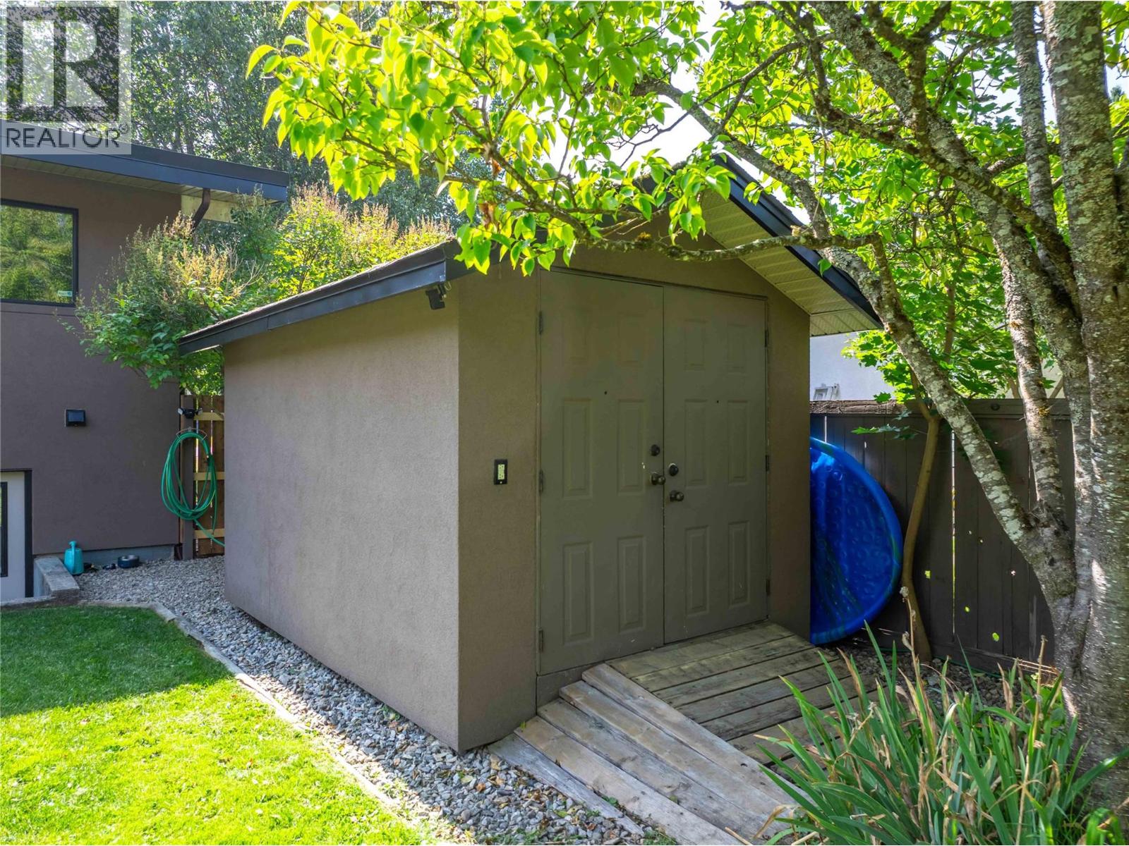 1824 Colbeck Road, Revelstoke