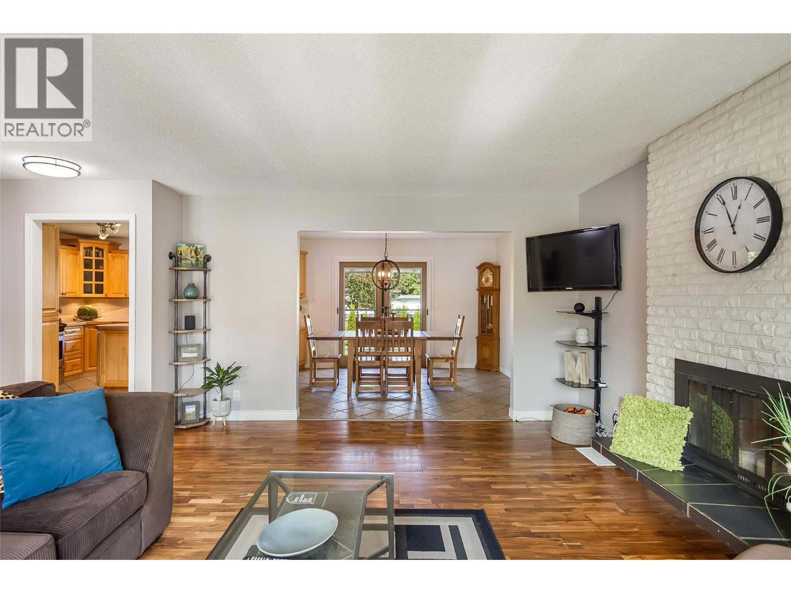 1824 Colbeck Road, Revelstoke