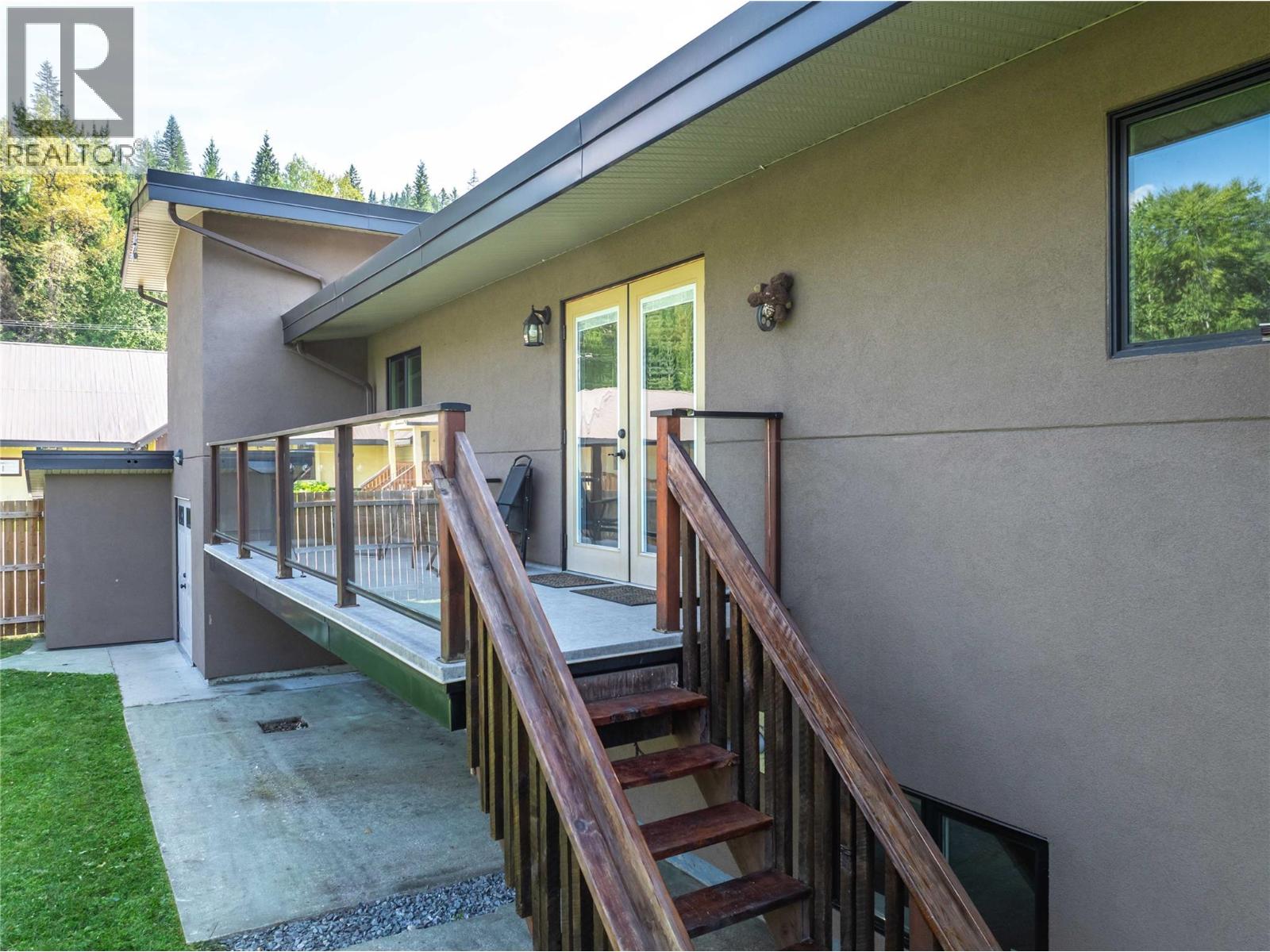1824 Colbeck Road, Revelstoke