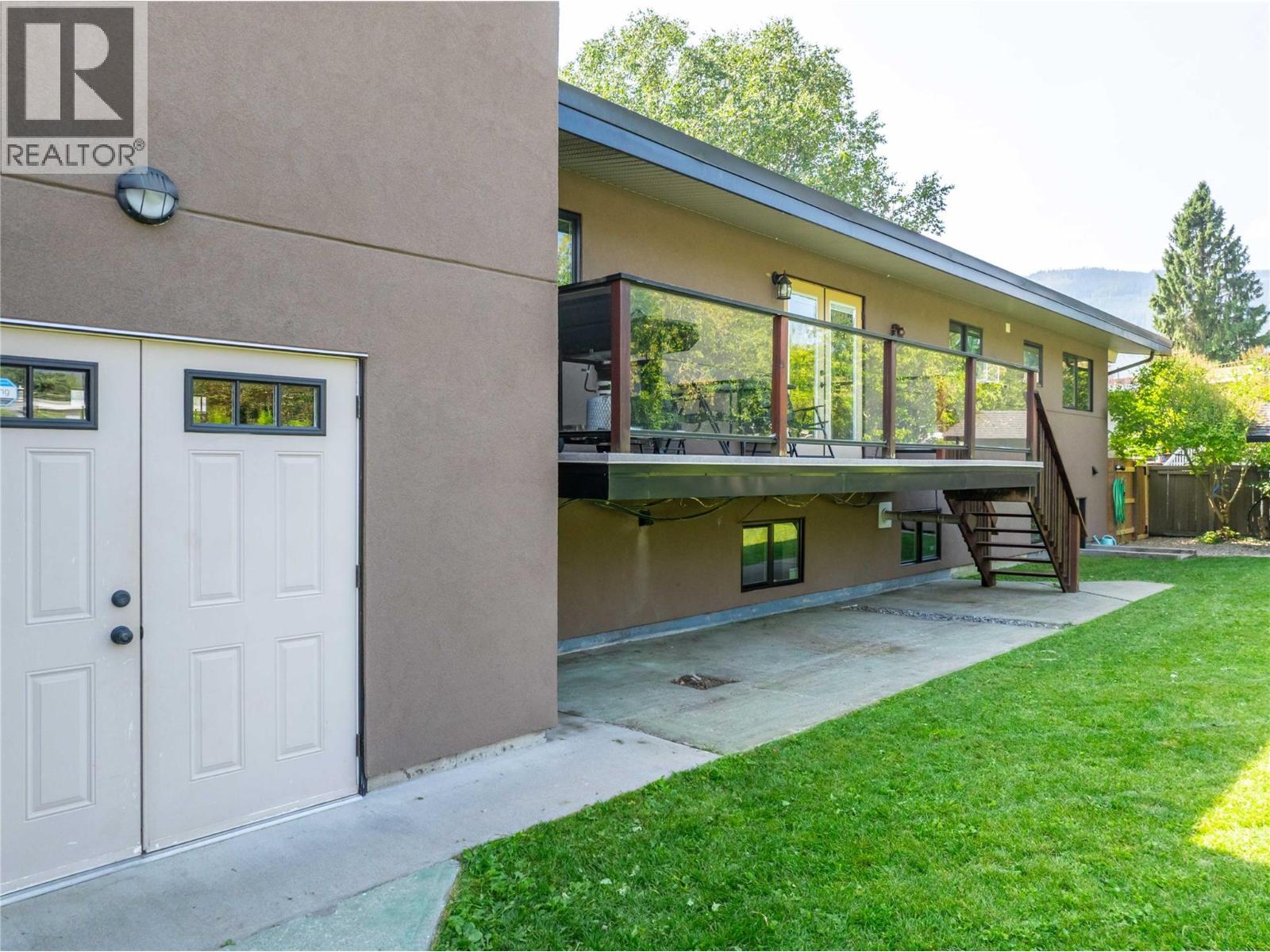 1824 Colbeck Road, Revelstoke