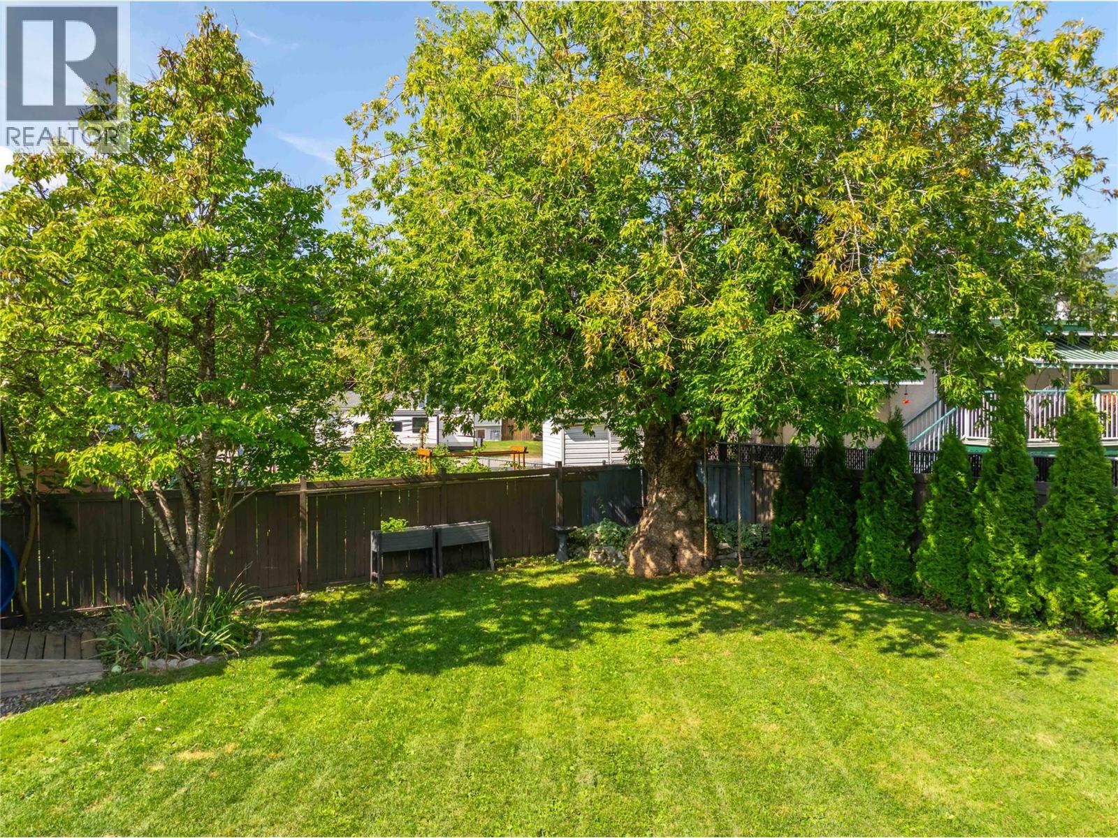 1824 Colbeck Road, Revelstoke