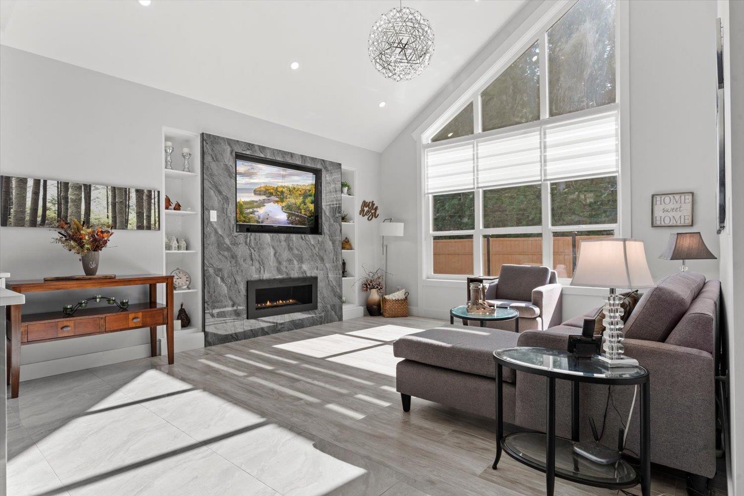 835 MYNG CRESCENT, Harrison Hot Springs, Harrison Hot Springs