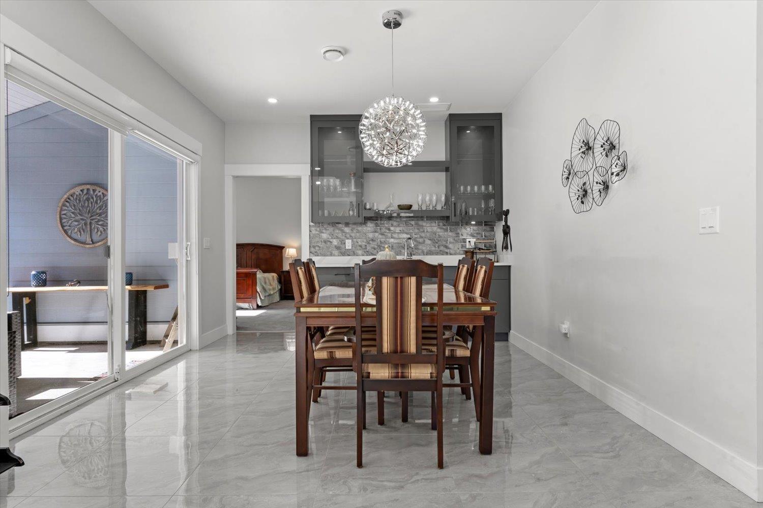 835 MYNG CRESCENT, Harrison Hot Springs, Harrison Hot Springs