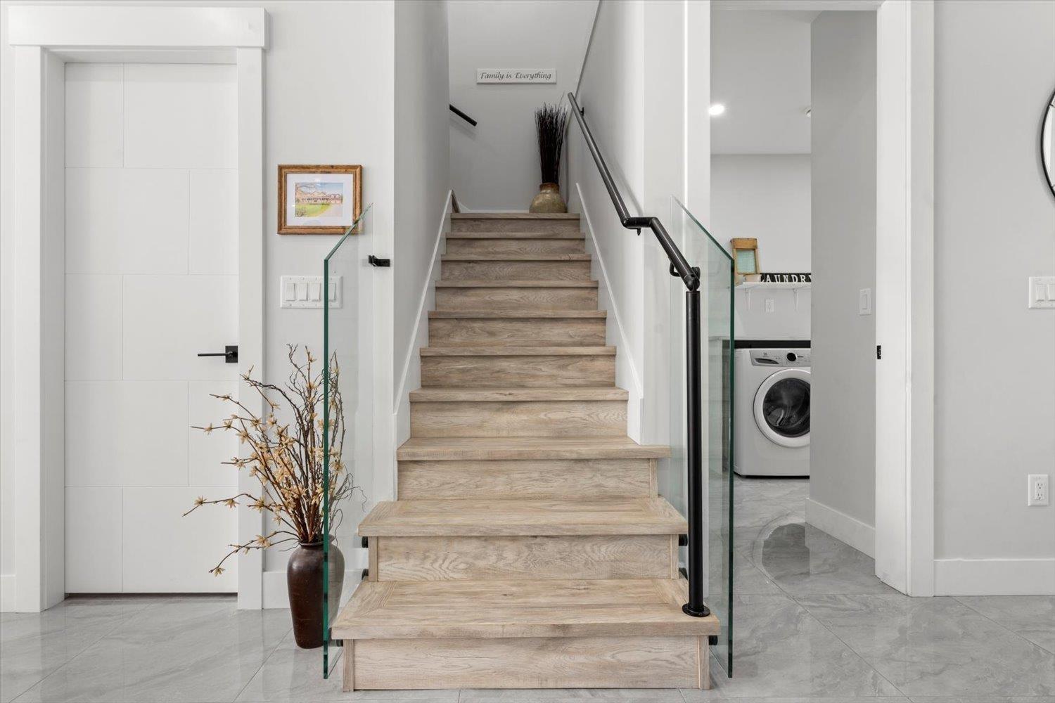 835 MYNG CRESCENT, Harrison Hot Springs, Harrison Hot Springs