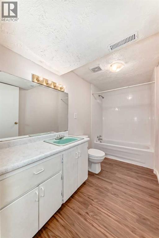 Single Family House Bungalow for Sale in   Avenue NE Pineridge Calgary 