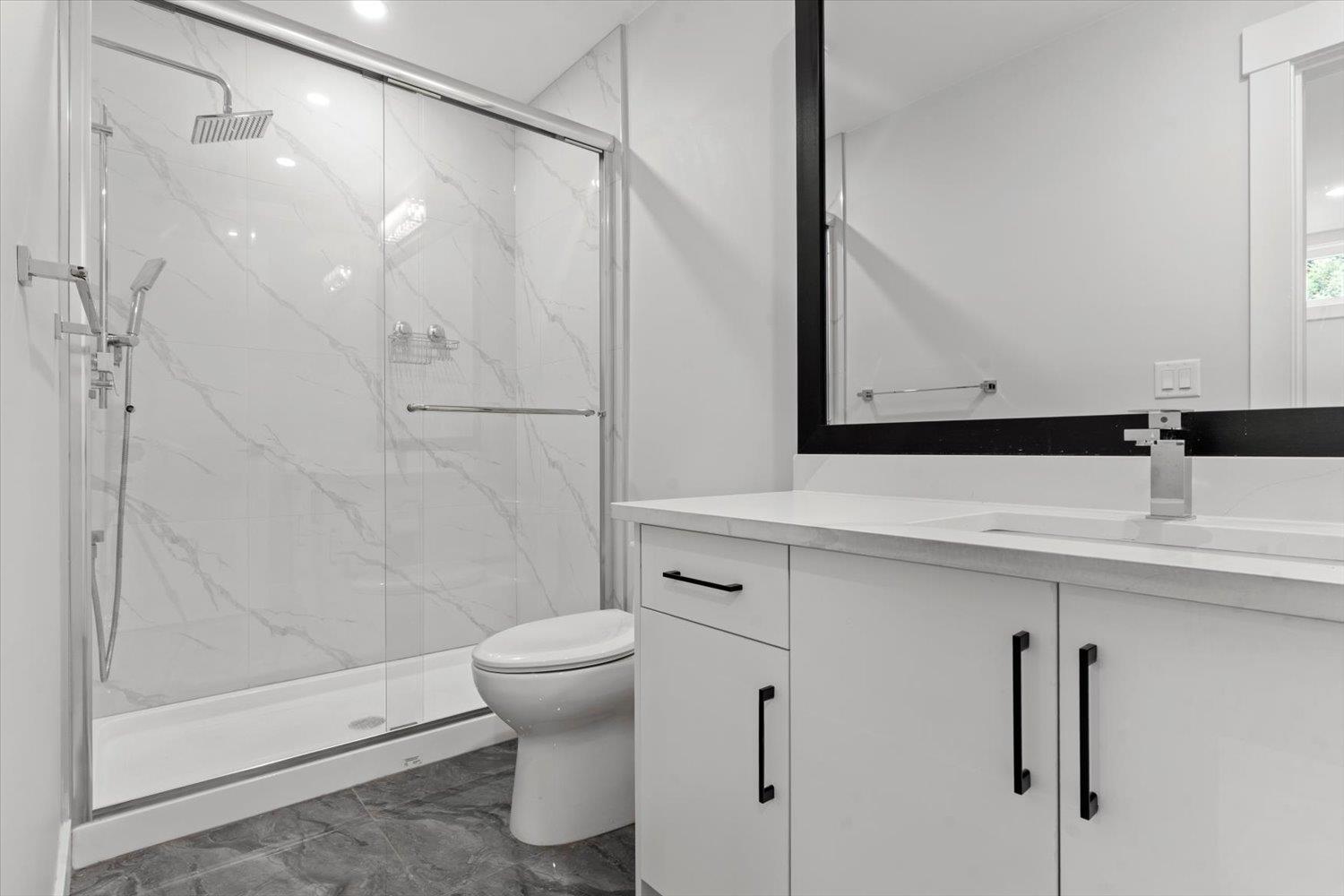 835 MYNG CRESCENT, Harrison Hot Springs, Harrison Hot Springs