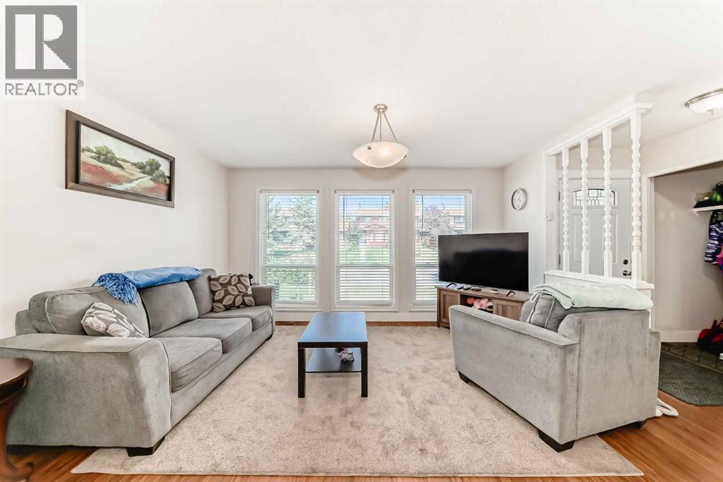 Single Family House Bungalow for Sale in   Avenue NE Pineridge Calgary 