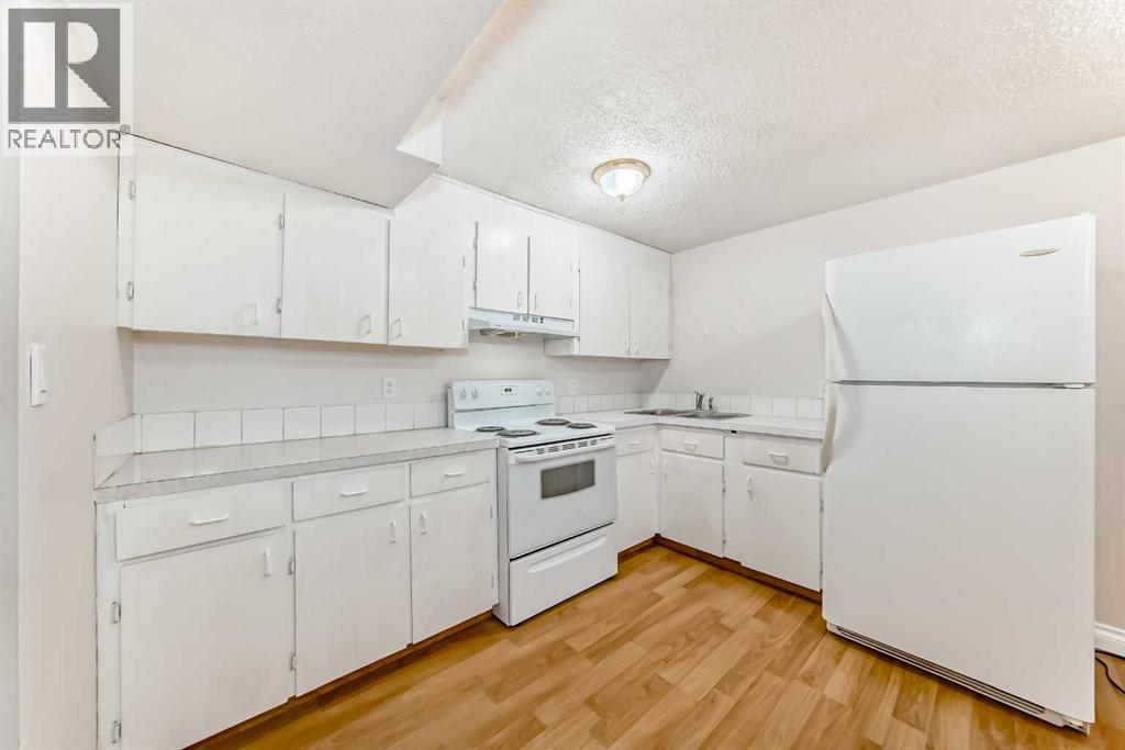 Single Family House Bungalow for Sale in   Avenue NE Pineridge Calgary 