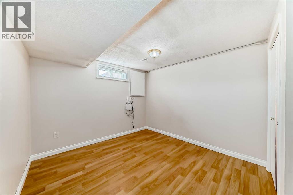 Single Family House Bungalow for Sale in   Avenue NE Pineridge Calgary 