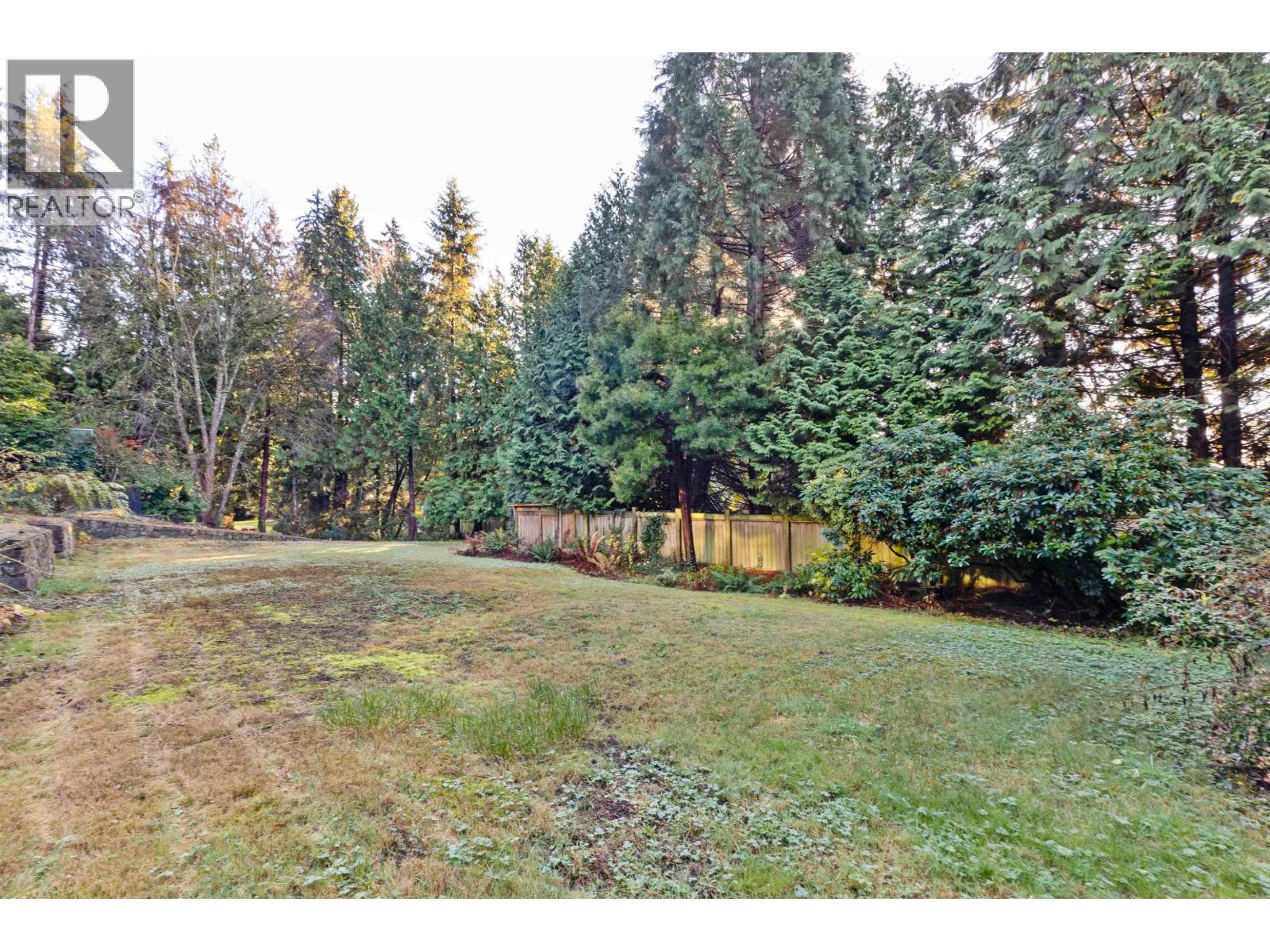 BASEMENT 3062 SPENCER DRIVE, West Vancouver