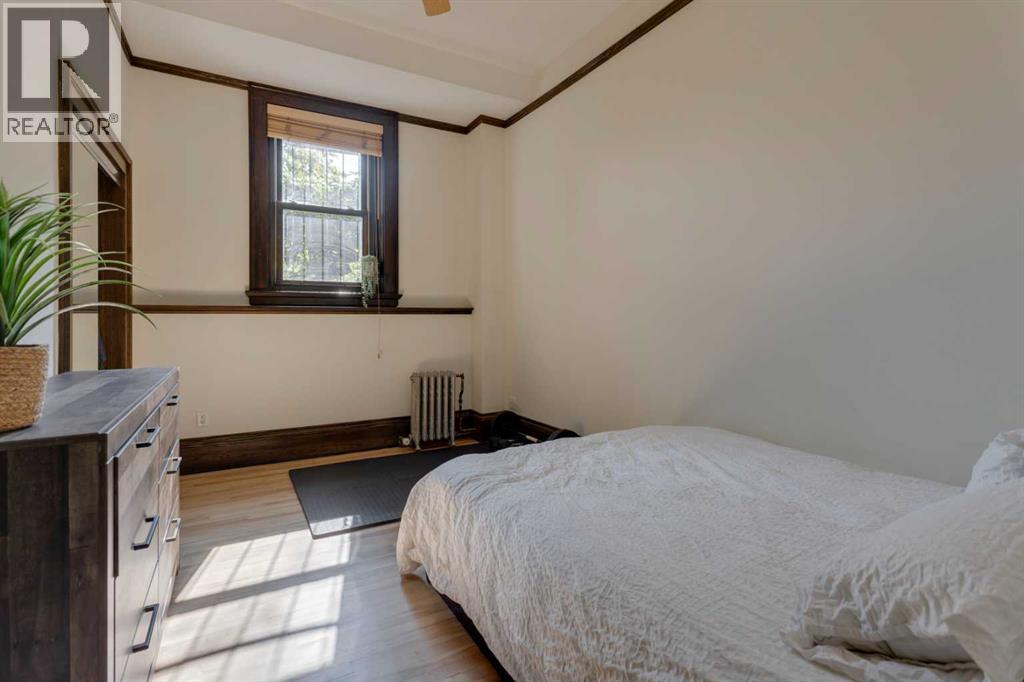 Single Family House for Sale in    Avenue SW Lower Mount Royal Calgary 