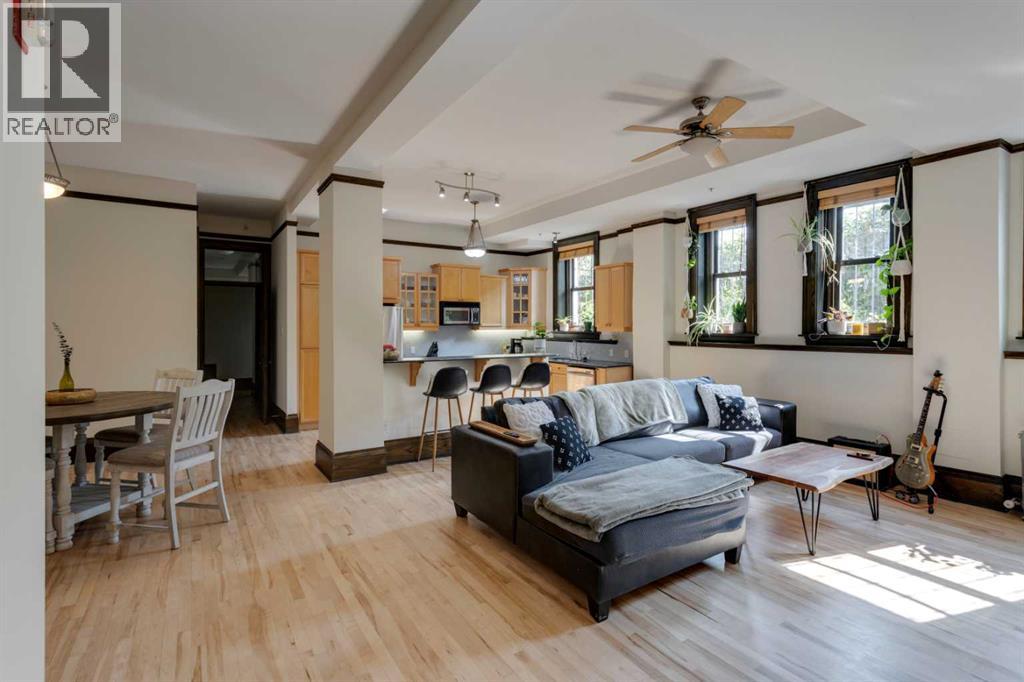 Single Family House for Sale in    Avenue SW Lower Mount Royal Calgary 