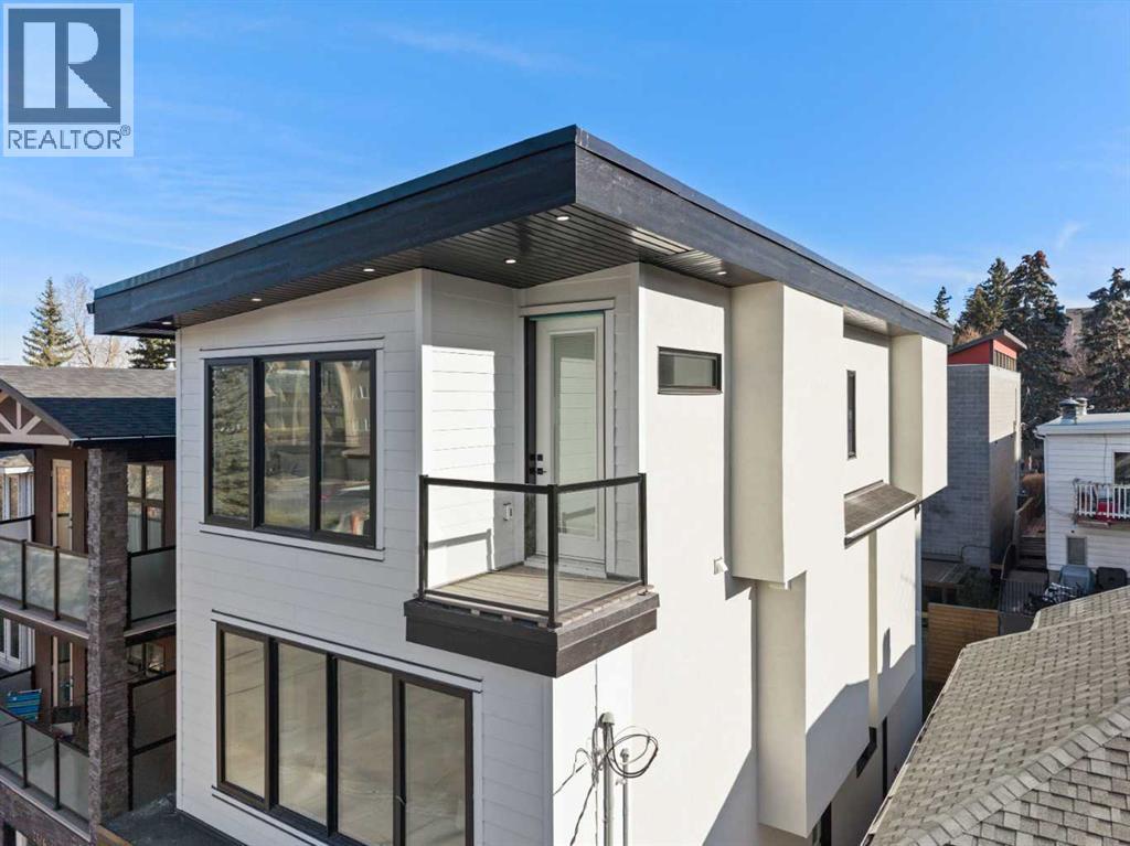 Single Family House for Sale in  B Street SW Bankview Calgary 