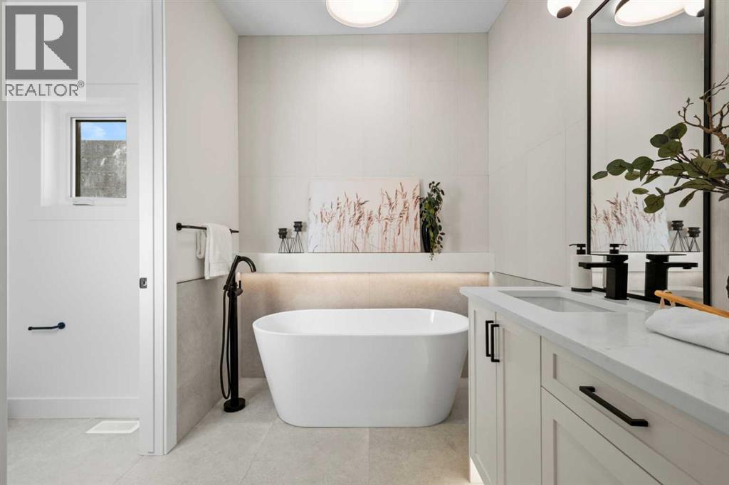 Single Family House for Sale in  B Street SW Bankview Calgary 