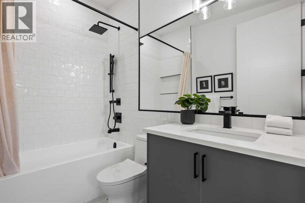 Single Family House for Sale in  B Street SW Bankview Calgary 