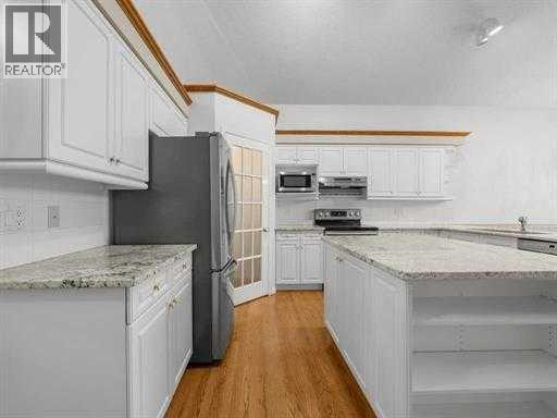 Single Family House Bungalow for Sale in  Tuscany Hills Road NW Tuscany Calgary 