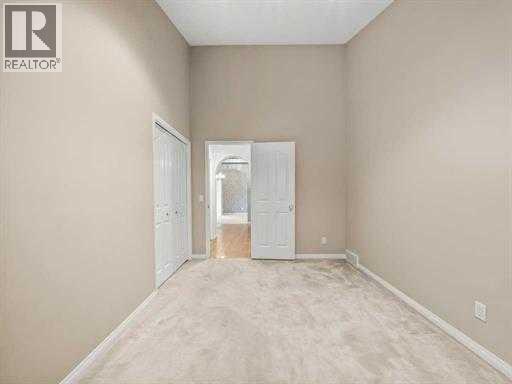 Single Family House Bungalow for Sale in  Tuscany Hills Road NW Tuscany Calgary 