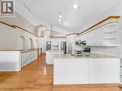 Single Family House Bungalow for Sale in  Tuscany Hills Road NW Tuscany Calgary 