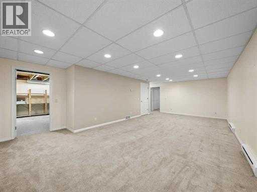 Single Family House Bungalow for Sale in  Tuscany Hills Road NW Tuscany Calgary 