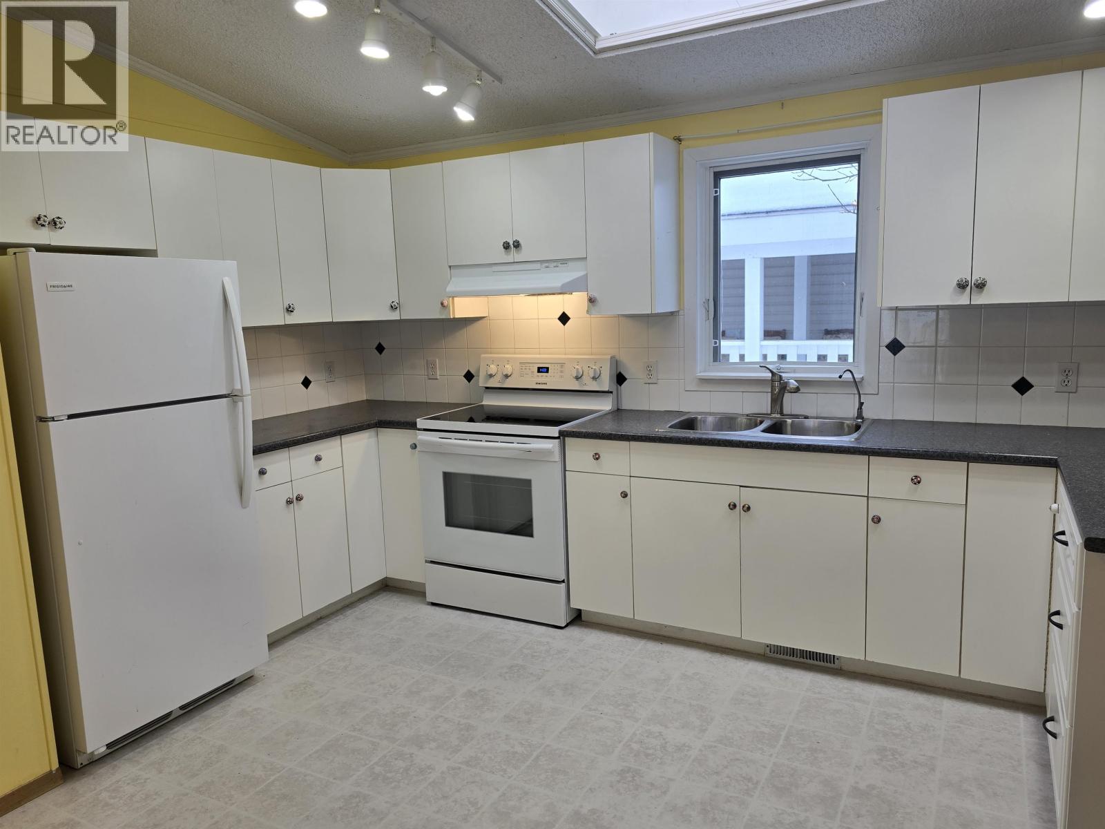 7 2121 BALSAM AVENUE, Quesnel