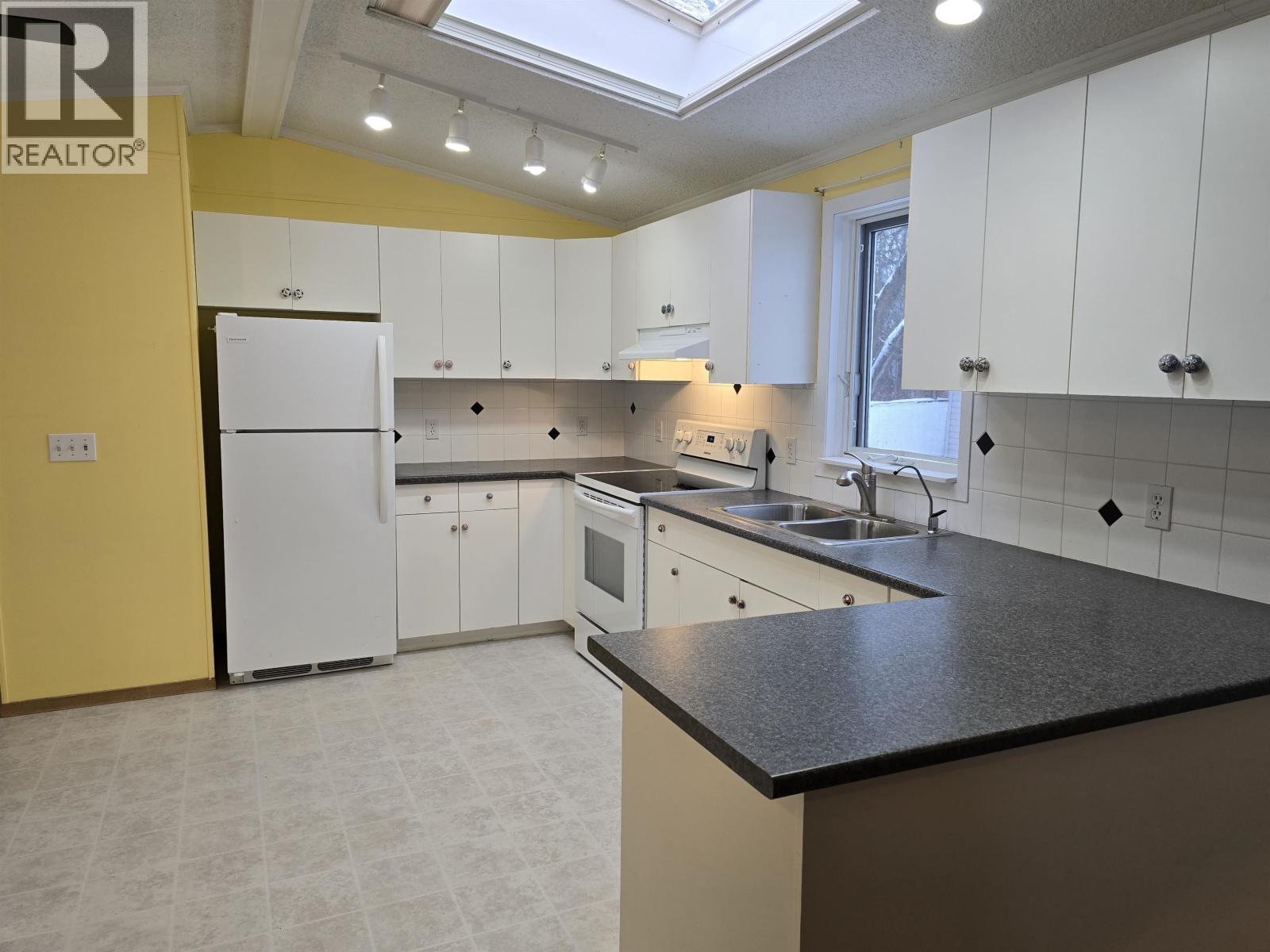 7 2121 BALSAM AVENUE, Quesnel