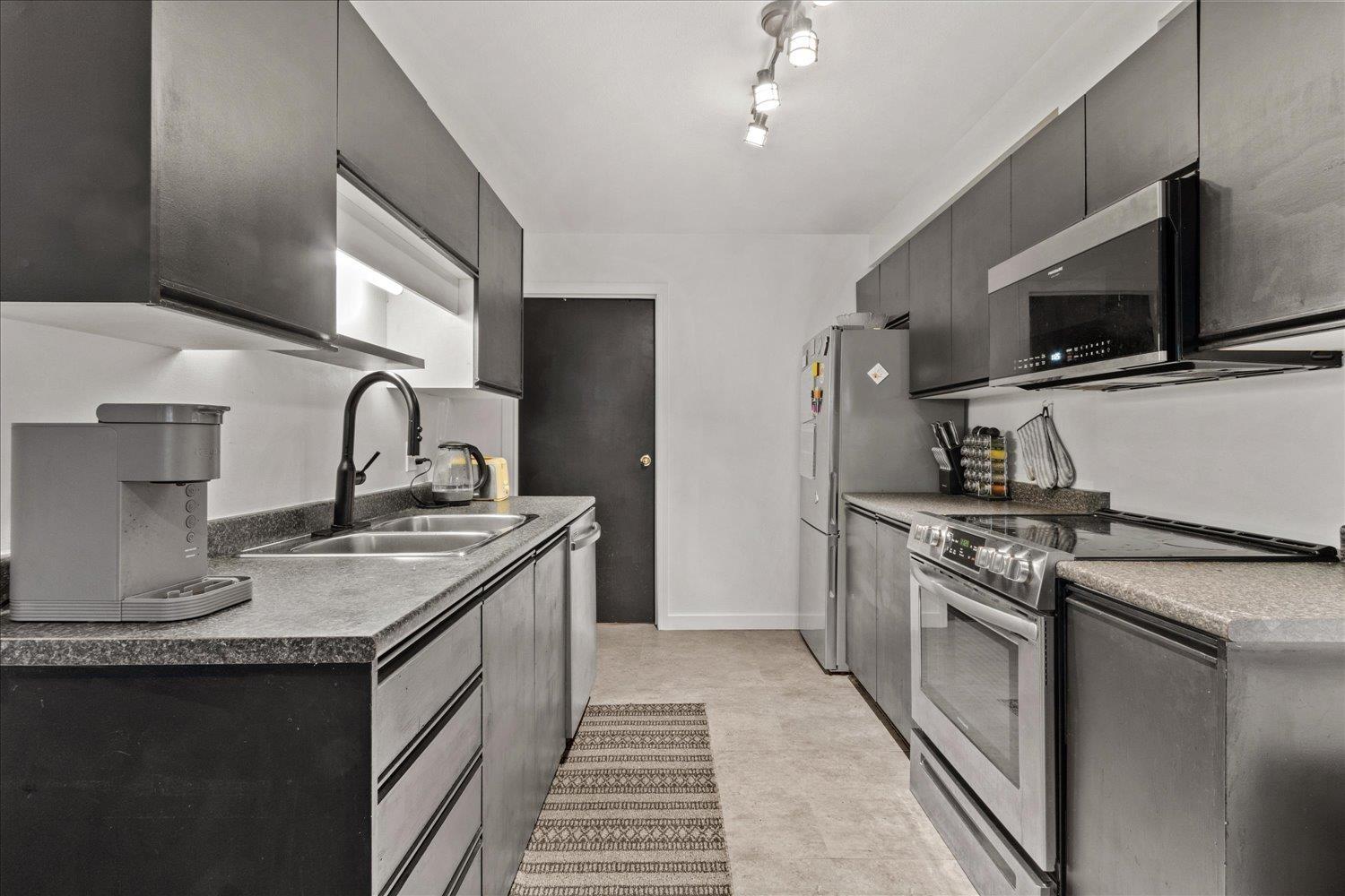 111 7694 EVANS ROAD, Sardis West Vedder, Chilliwack