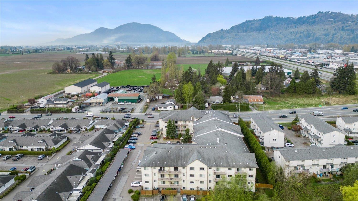 111 7694 EVANS ROAD, Sardis West Vedder, Chilliwack