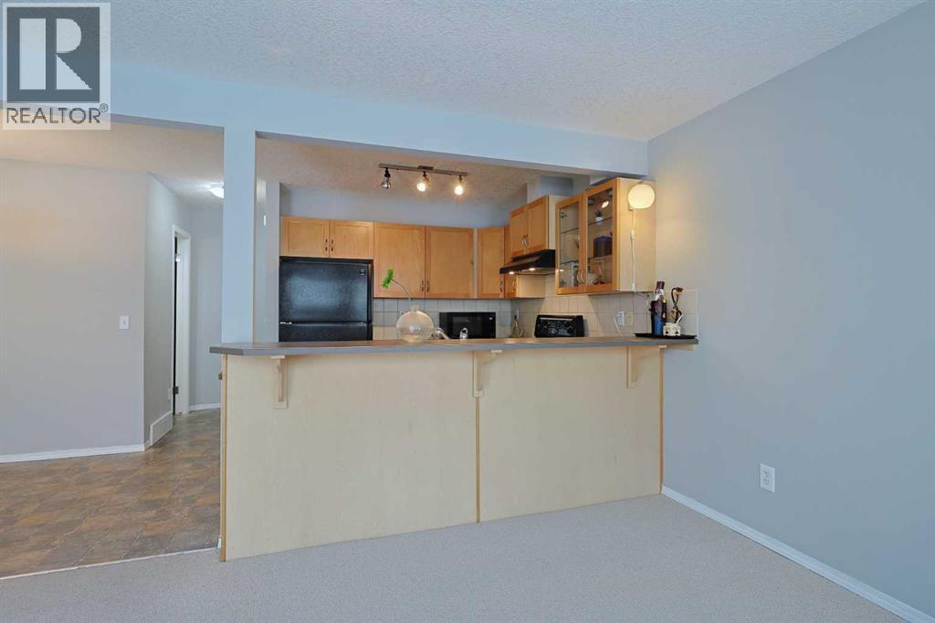 Single Family House for Sale in  Country Village Cape NE Country Hills Village Calgary 