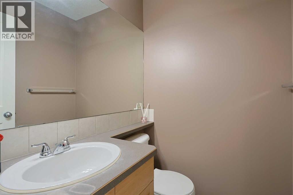 Single Family House for Sale in  Country Village Cape NE Country Hills Village Calgary 